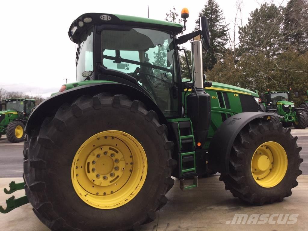 John Deere 6R250 Traktori