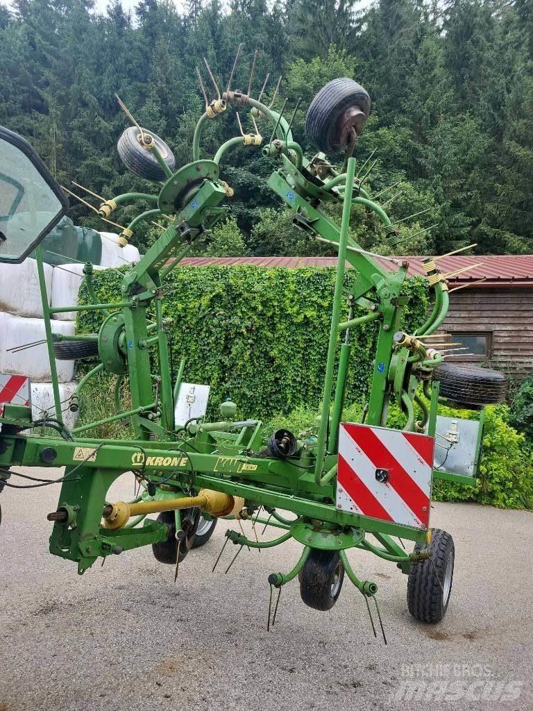 Krone KWT 7.82 Okretači i sakupljači sena