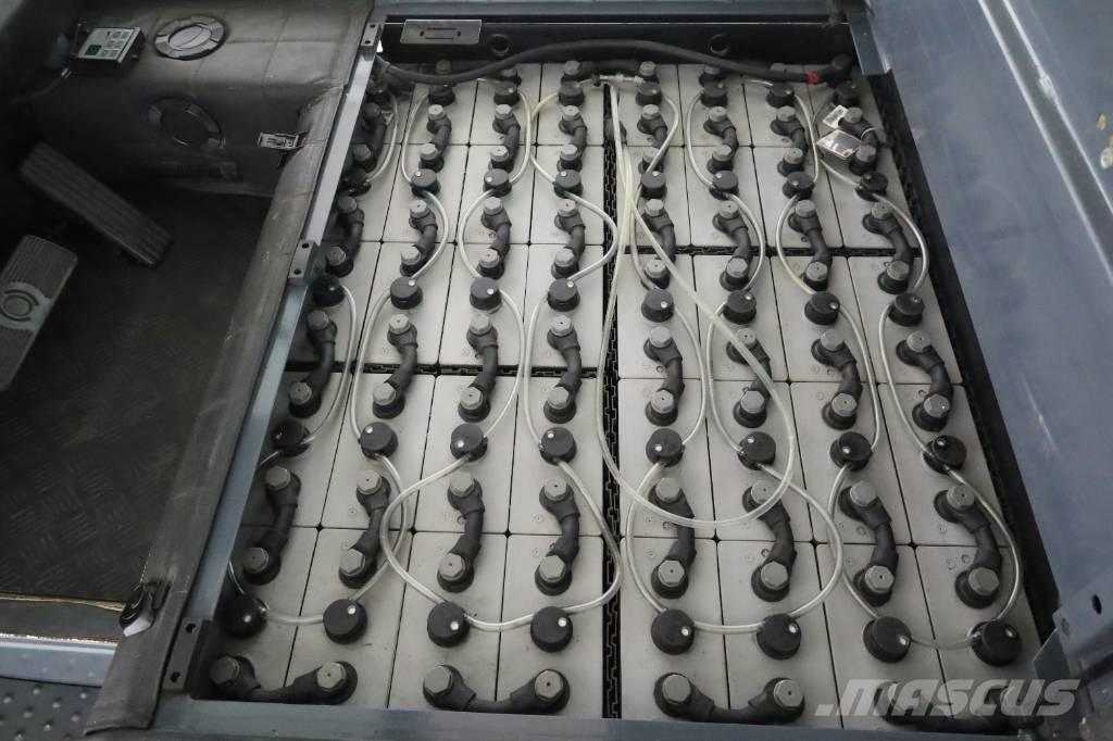 Toyota 8 FBMT 35 Električni viljuškari