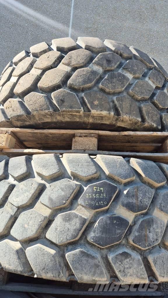 Bridgestone 23.5R25 Gume, točkovi i felne