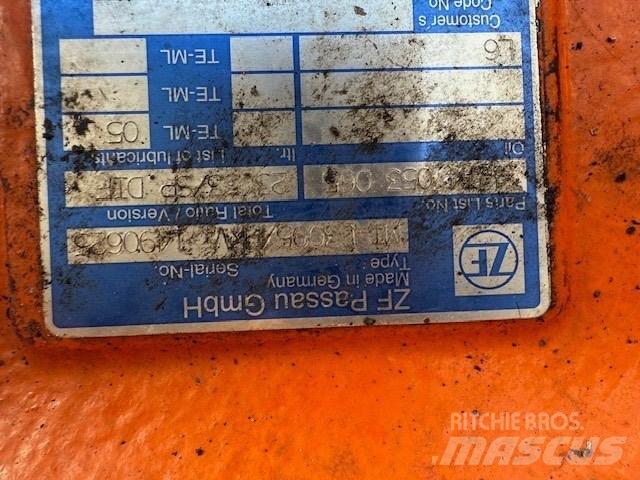 Doosan DL 400 AXLES Osovine