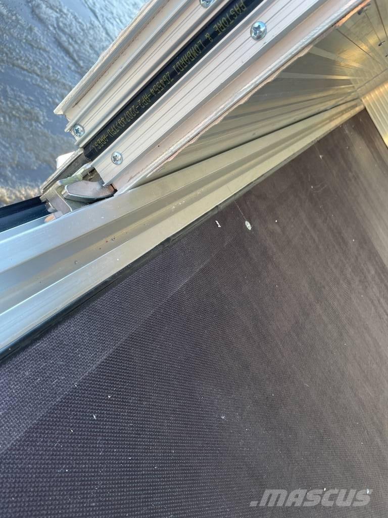 Volvo FM 330 Sanduk kamioni