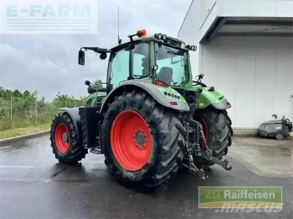 Fendt 724 scr Traktori