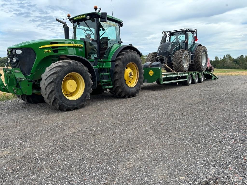 John Deere 7730 Traktori