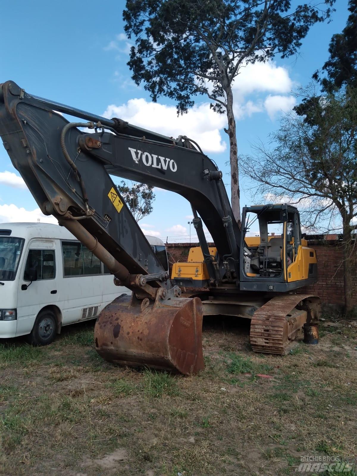 Volvo EC 250 D L Bageri guseničari