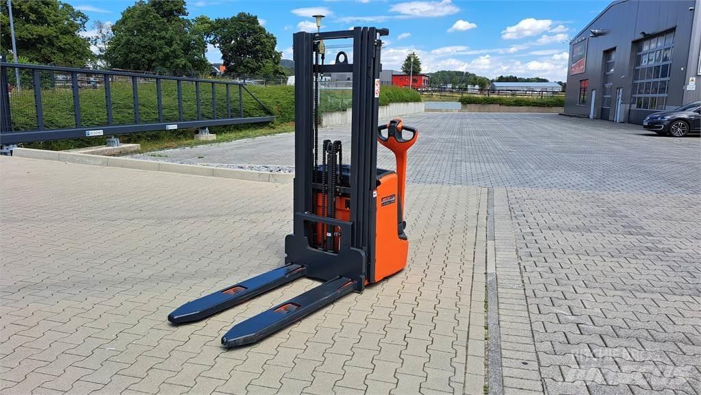 Linde L14C Ručni električni viljuškar