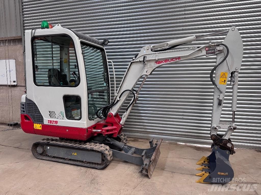 Takeuchi TB 219 Mini bageri < 7t