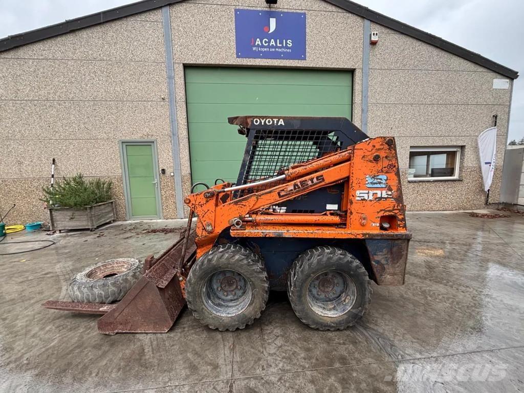 Toyota SDK8 Skid steer mini utovarivači