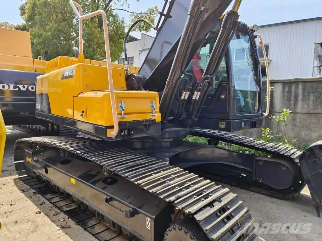 Volvo EC 250 D L Bageri guseničari