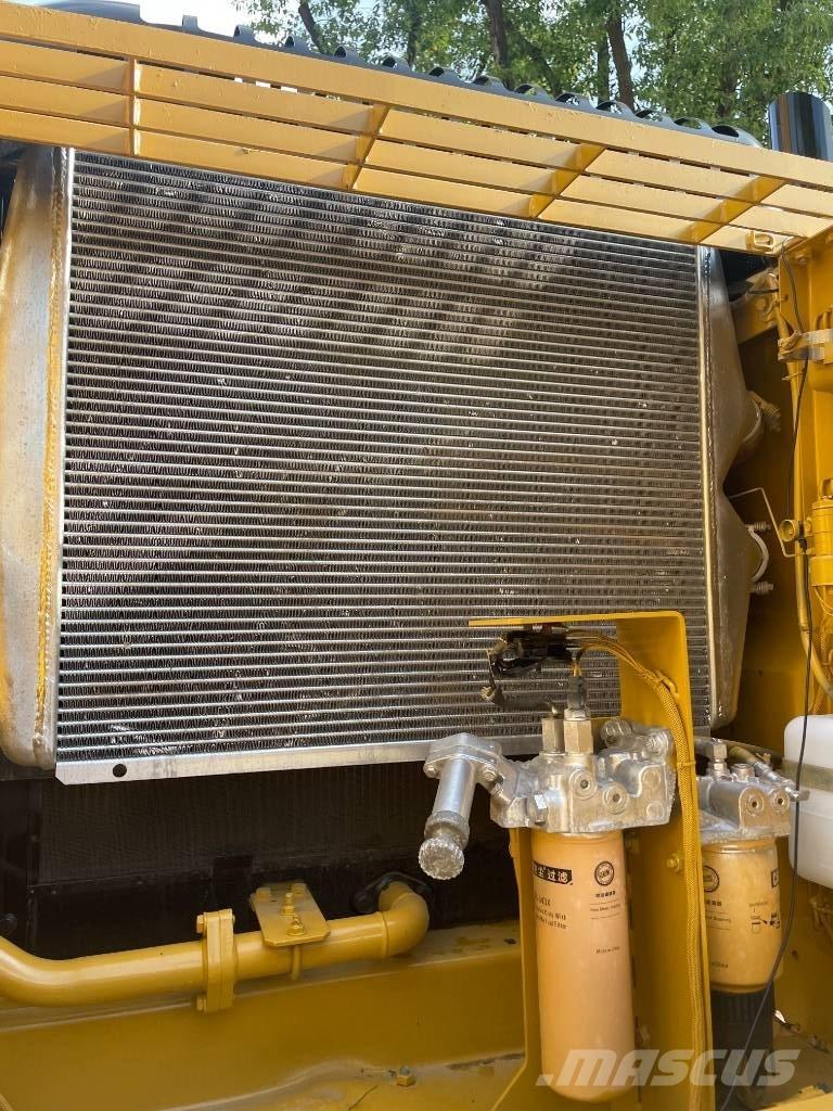 CAT CAT330 Midi bageri 7t – 12t