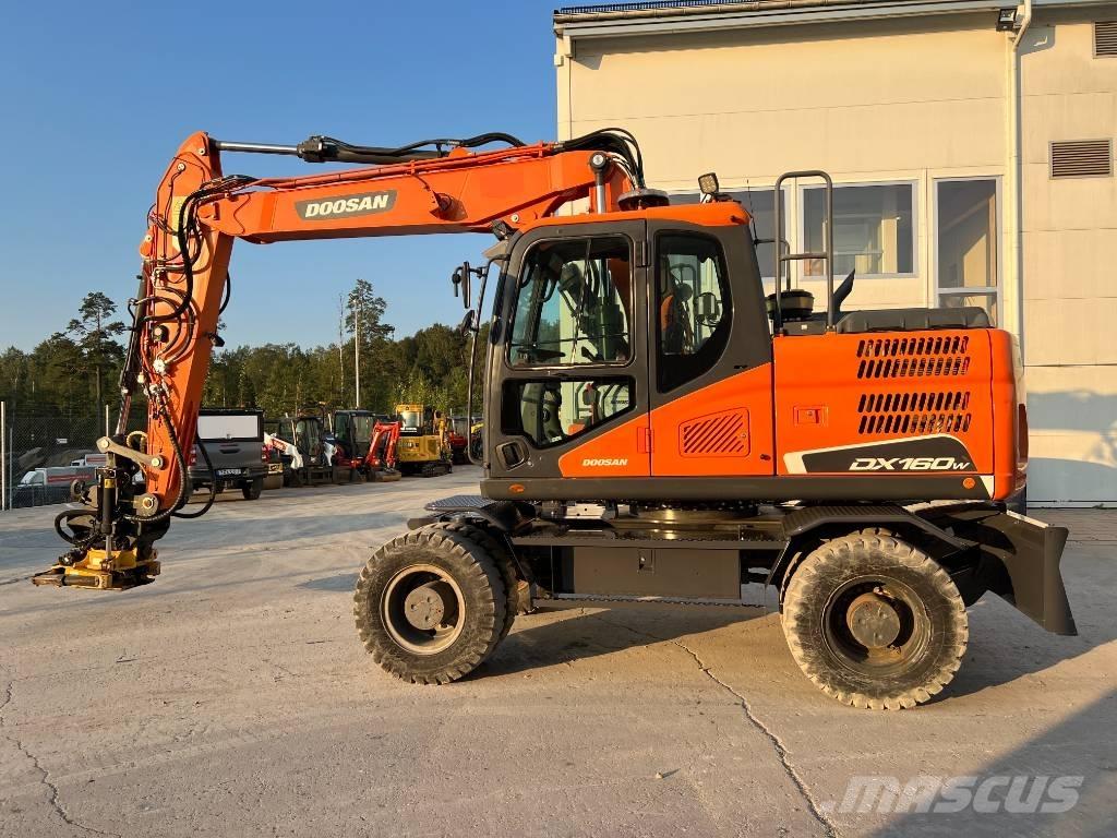 Doosan DX160W-5 Bageri točkaši