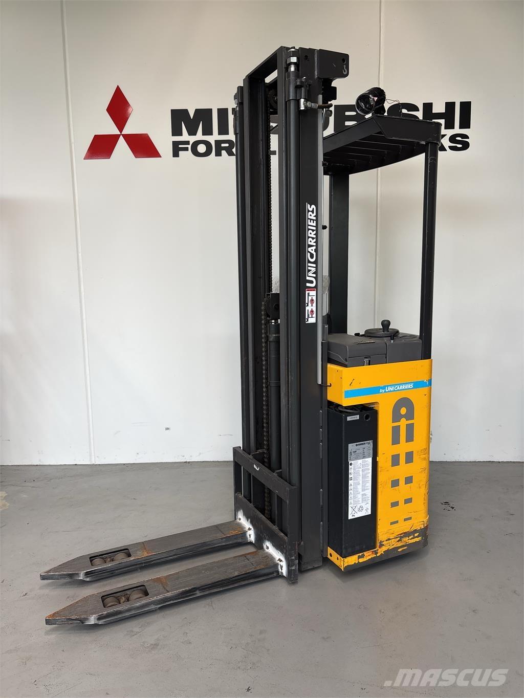 Atlet A160 Samopogonski ručni viljuškari