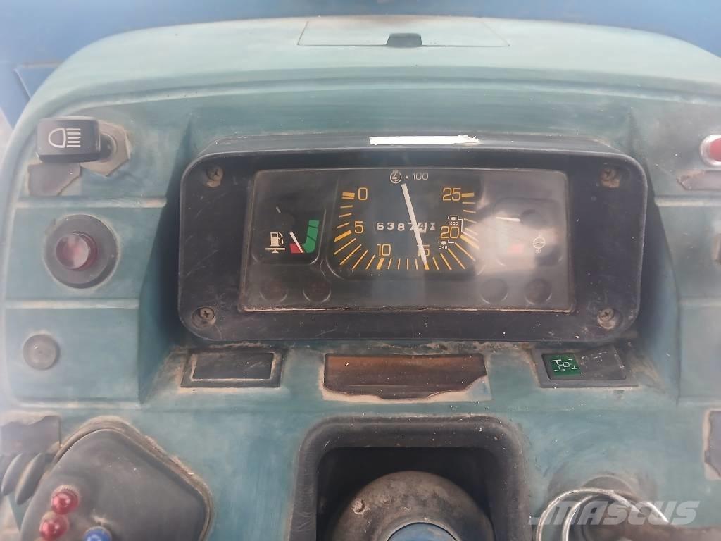 Ford 5610 II Farmall Traktori