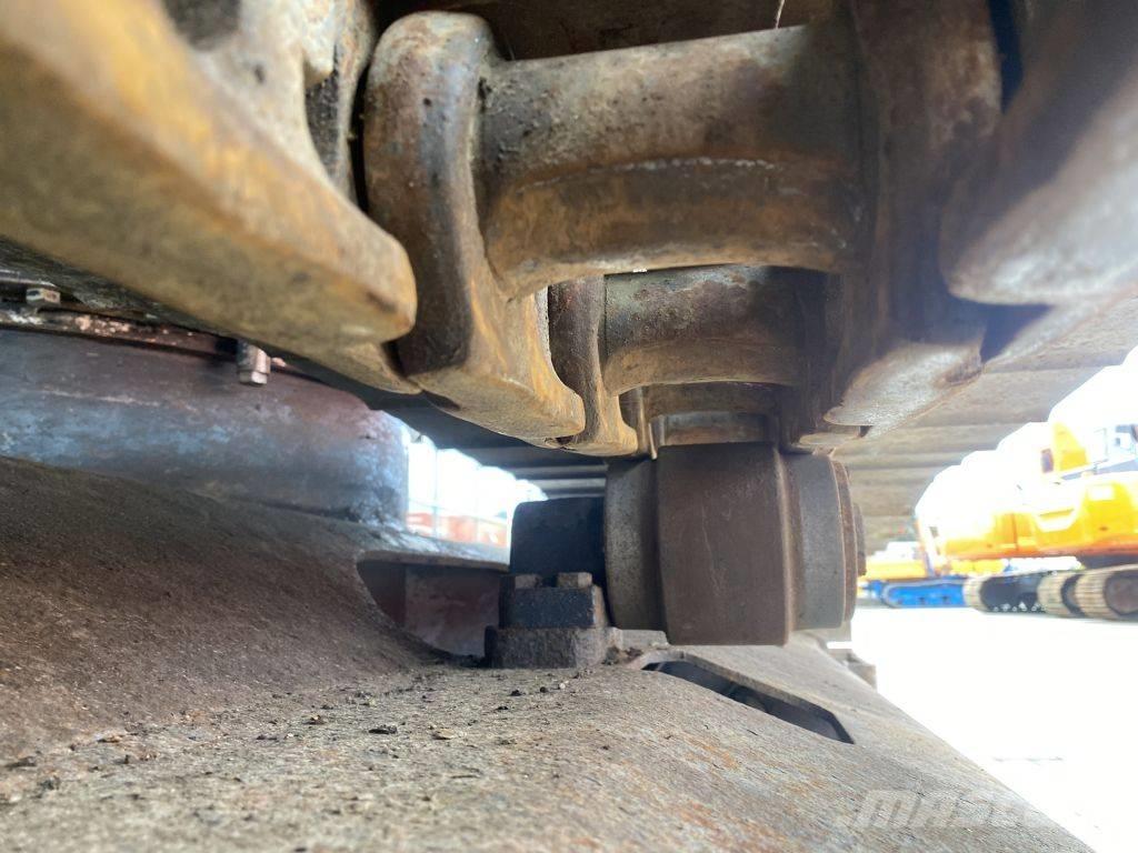 Hitachi EX 150 LC Bageri guseničari