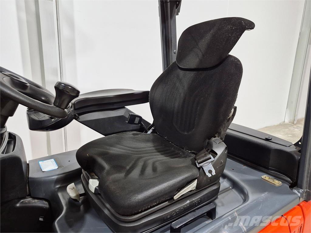Linde E18L 01 Električni viljuškari