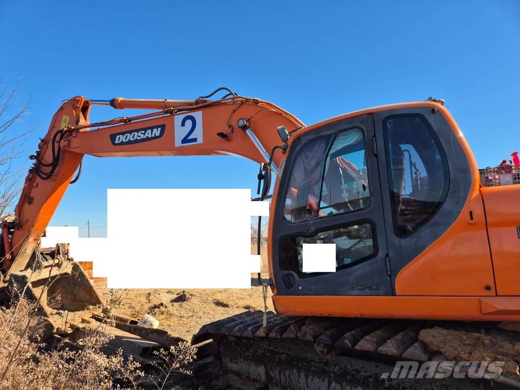 Doosan DX 220 LCA Bageri guseničari