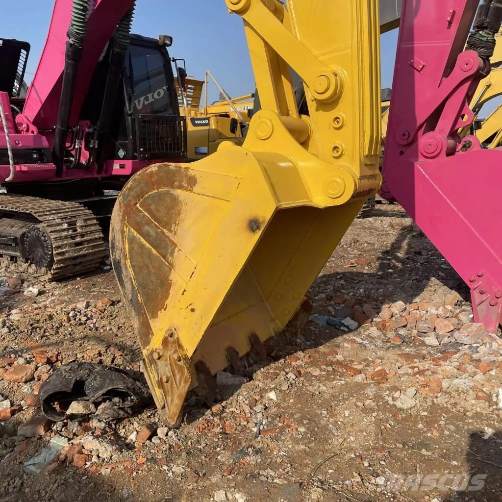 Komatsu PC 240 Bageri guseničari