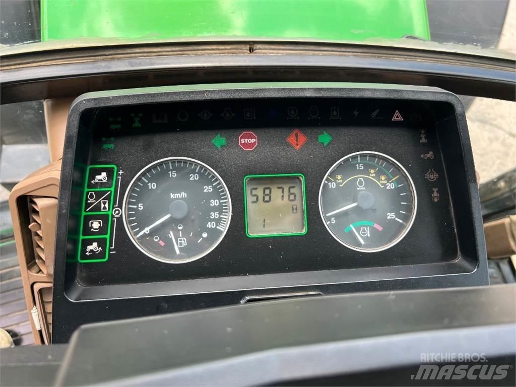 John Deere 7810 Traktori