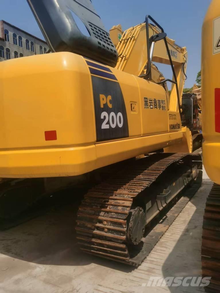 Komatsu PC 200-8 Bageri guseničari