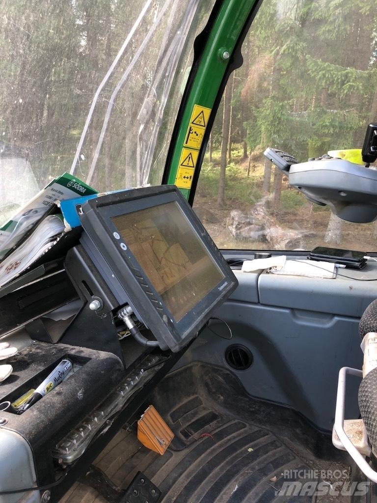 John Deere 810 E Forvarderi