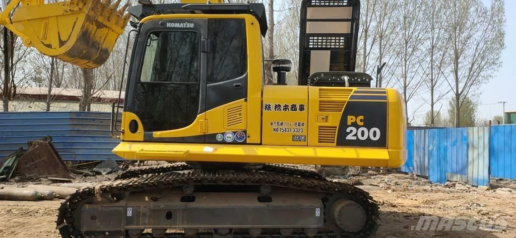 Komatsu pc200-8 Bageri guseničari