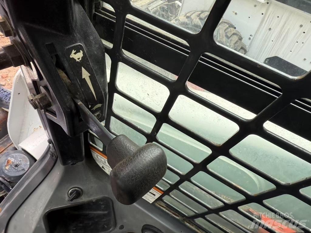 Bobcat S 220 S750 Skid steer mini utovarivači