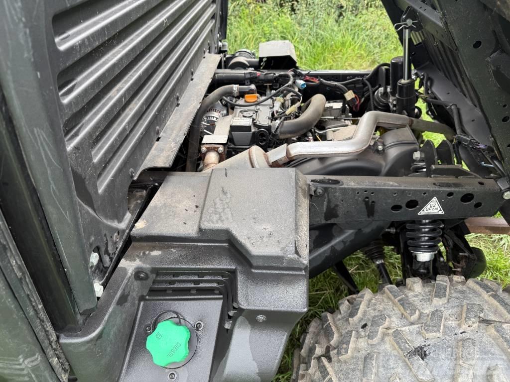 John Deere XUV 865 Pomoćne mašine