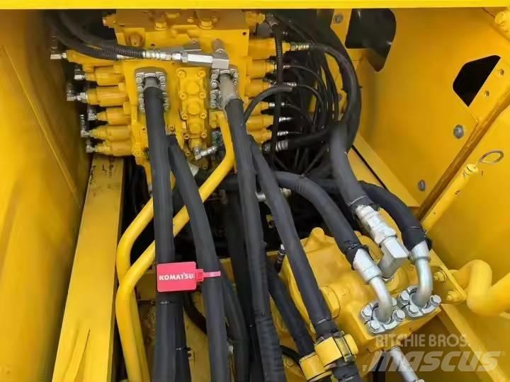 Komatsu PC210lc Bageri guseničari