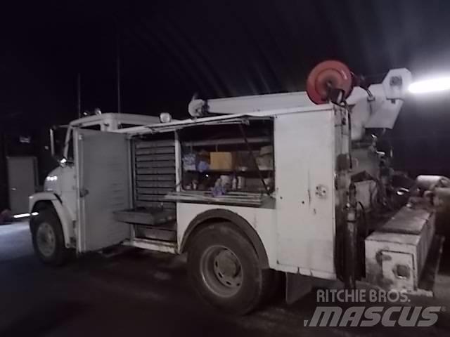 Freightliner L70 Ostali kamioni