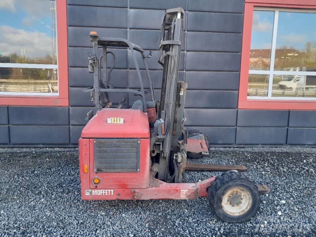 Moffett M4 25.3 NX Viljuškari - ostalo