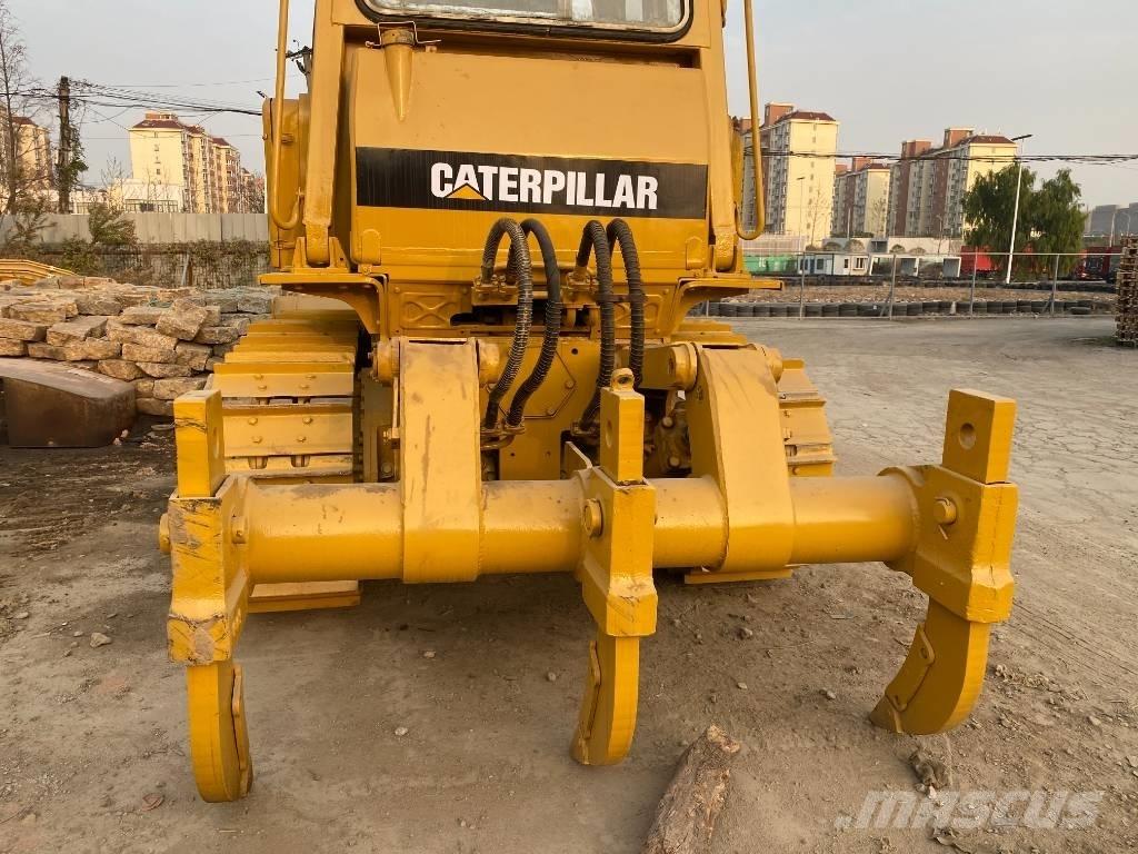 CAT D 6 D Buldožeri guseničari