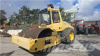 Bomag BW 211 D-40 Valjci sa duplim bubnjem