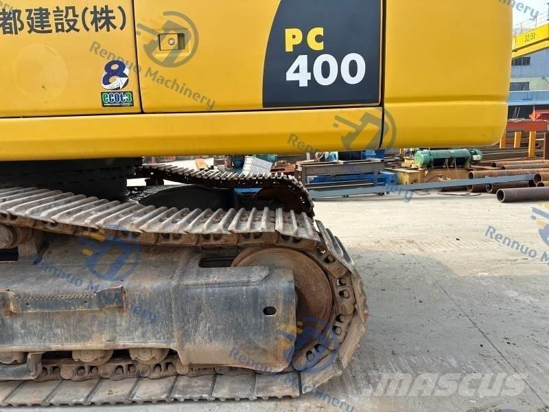 Komatsu 400-8 Bageri guseničari
