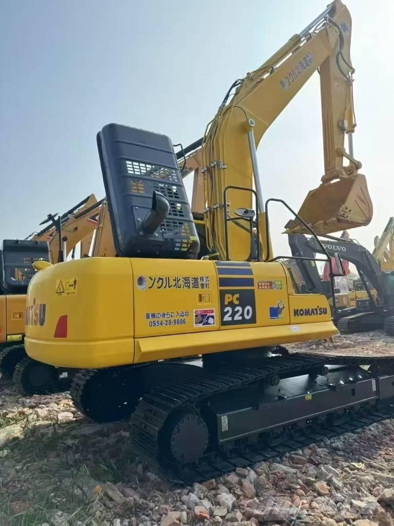 Komatsu PC 220-8 Bageri guseničari