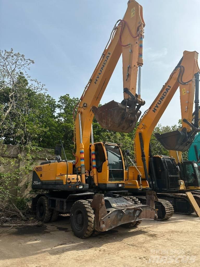 Hyundai R210W-9 Bageri točkaši