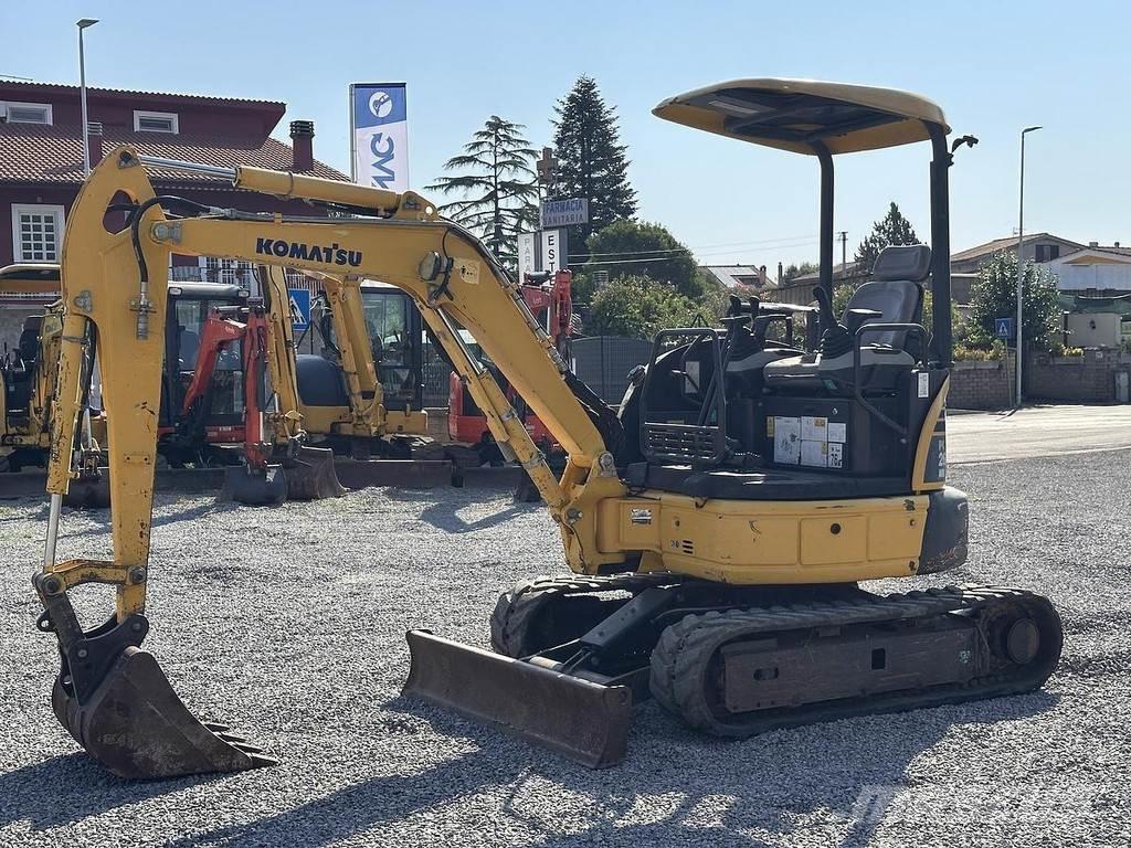 Komatsu PC26MR-3 Mini bageri < 7t