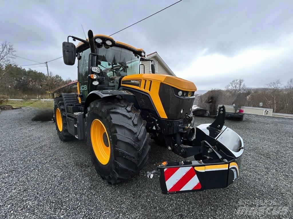 JCB 4220 FASTRAC Traktori