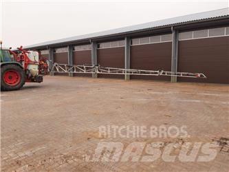 Kuhn Altis 1800L Vučene prskalice
