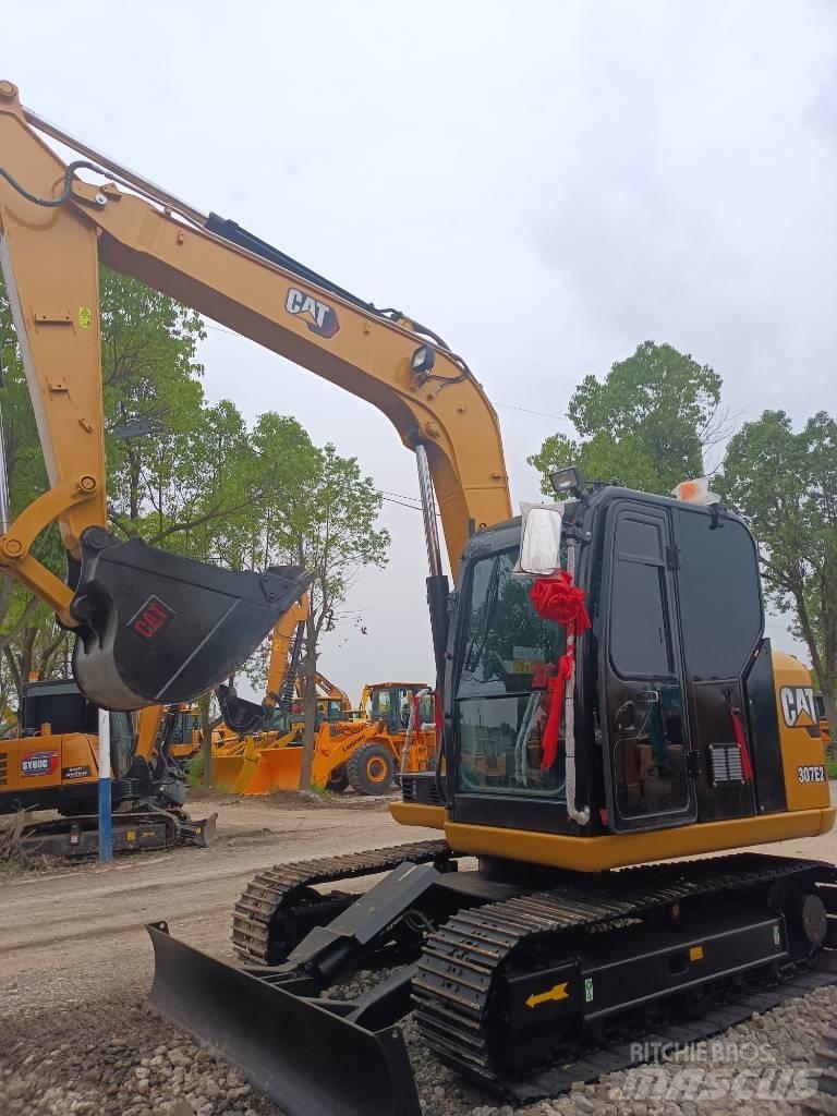 CAT 307 Mini bageri < 7t
