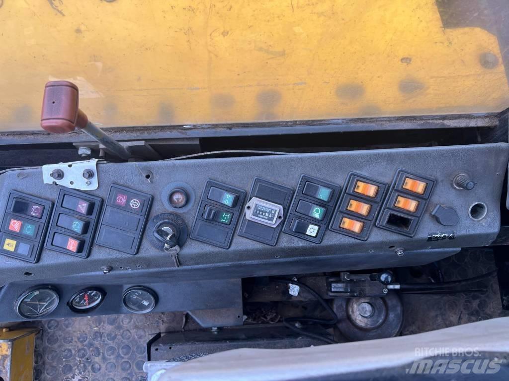 Yanmar C 60 R Damperi na gusenice