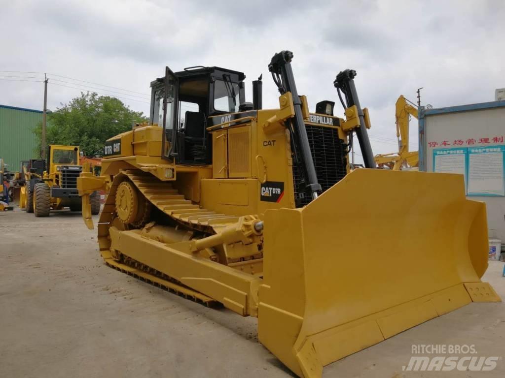 CAT D 7 R Buldožeri guseničari