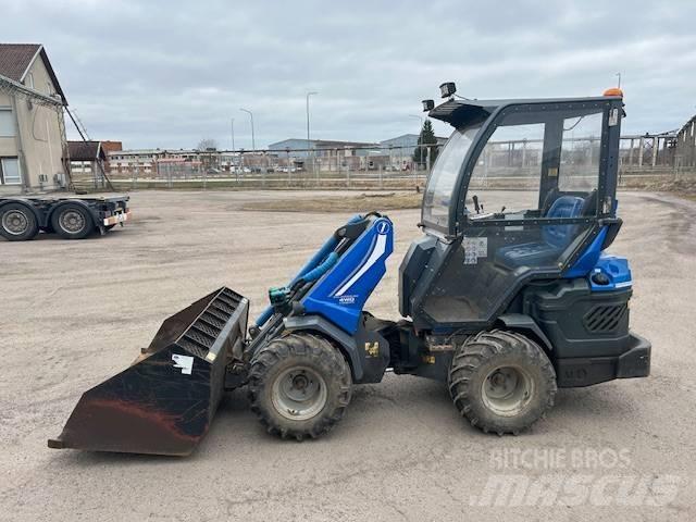 Multione 8.4 S Skid steer mini utovarivači