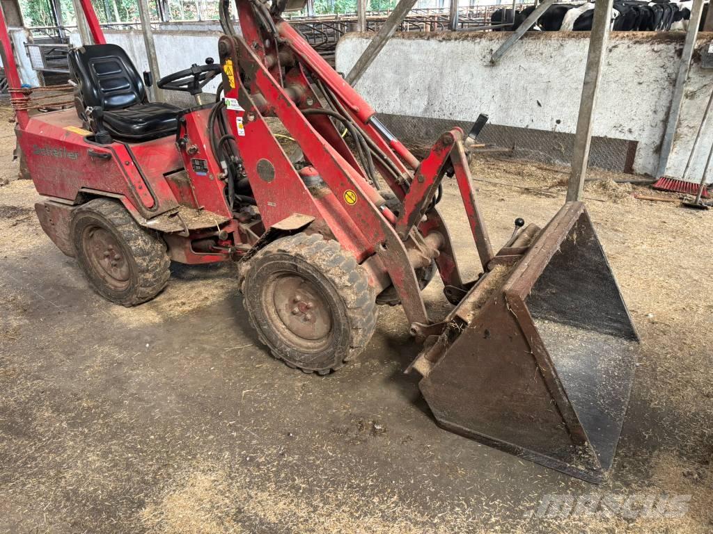 Schäffer 222S Mini utovarivači