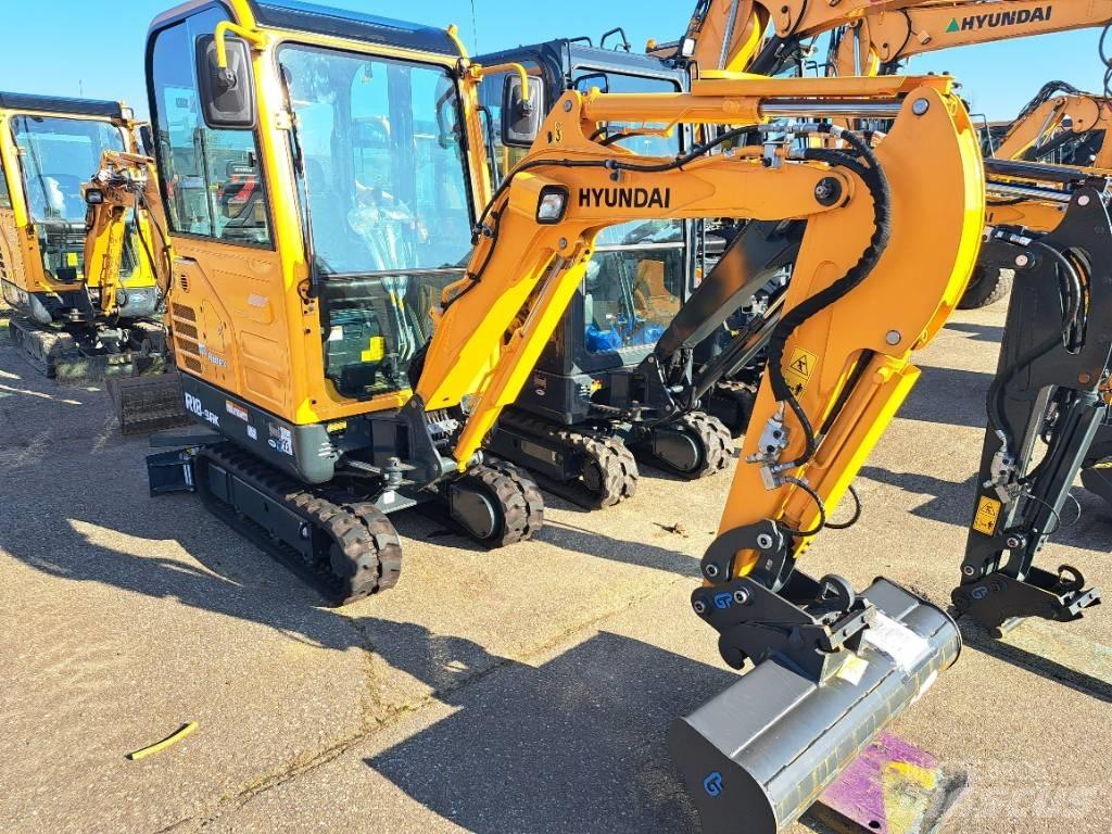 Hyundai R18-9AK Mini bageri < 7t