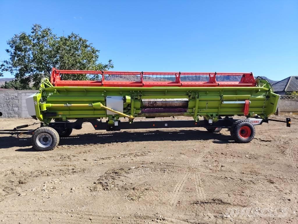 CLAAS Lexion 7400 Kombajni