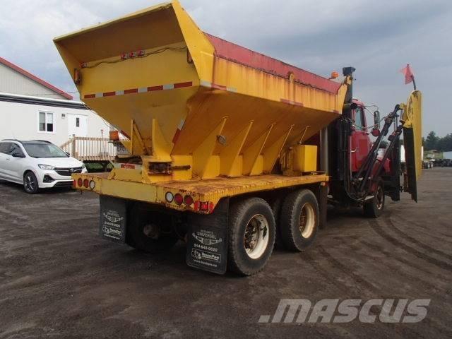 Volvo WG Snežne daske i plugovi