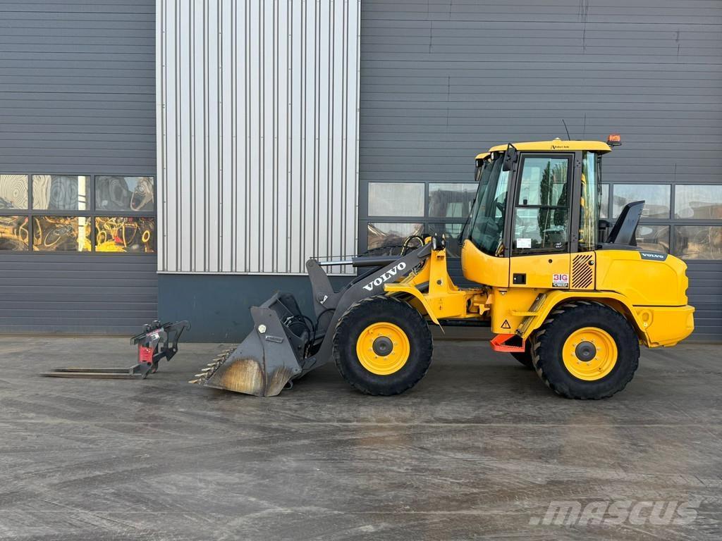 Volvo L30G Utovarivači na točkove