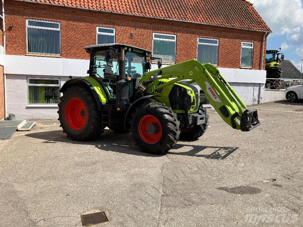 CLAAS Arion 650 CIS+ Traktori