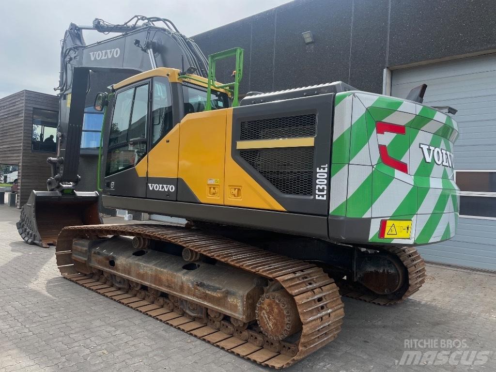 Volvo EC300EL Bageri guseničari