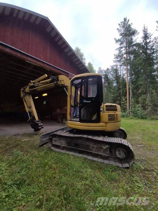 Komatsu PC75 UU Bageri guseničari